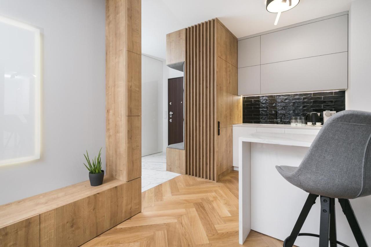 Luxury Apartments Mennica Residence - Golden Apartments - City Center Warschau Exterior foto